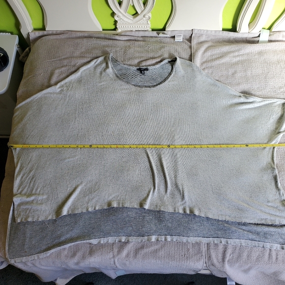 Truly Madly Deeply Oversized Top - Picture 6 of 10